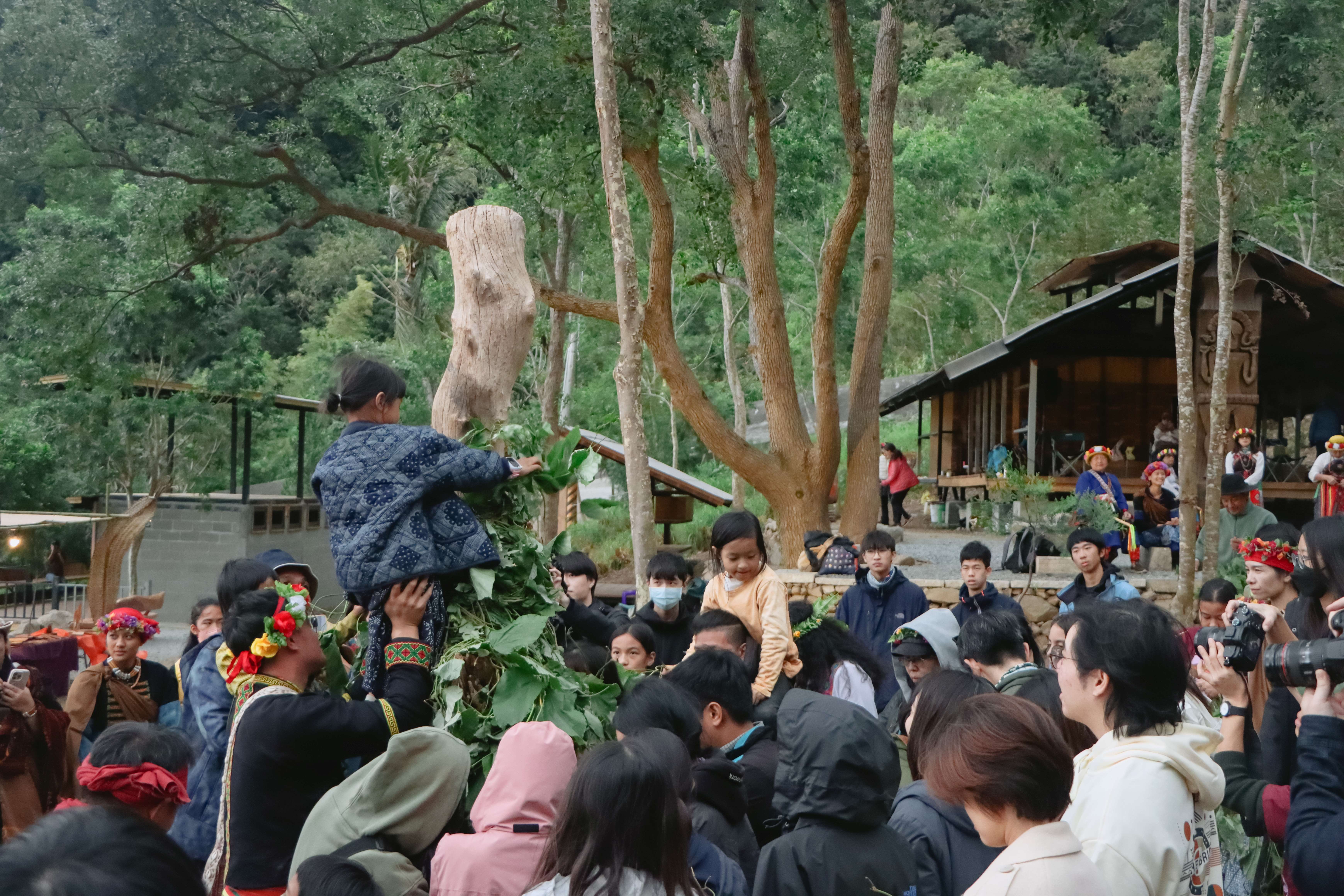 為土地唱歌共同儀式s