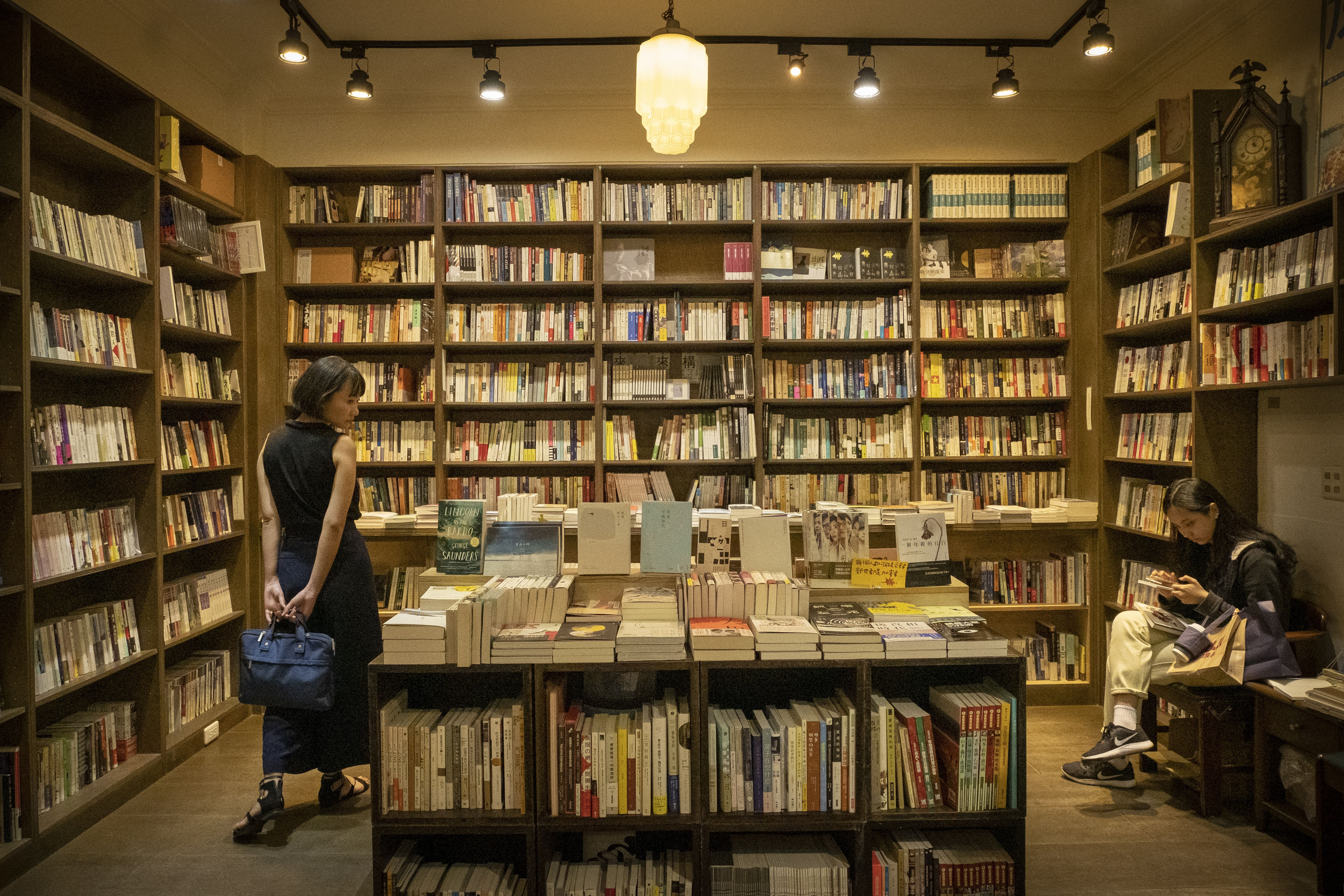 三餘書店內部(陳彥君)