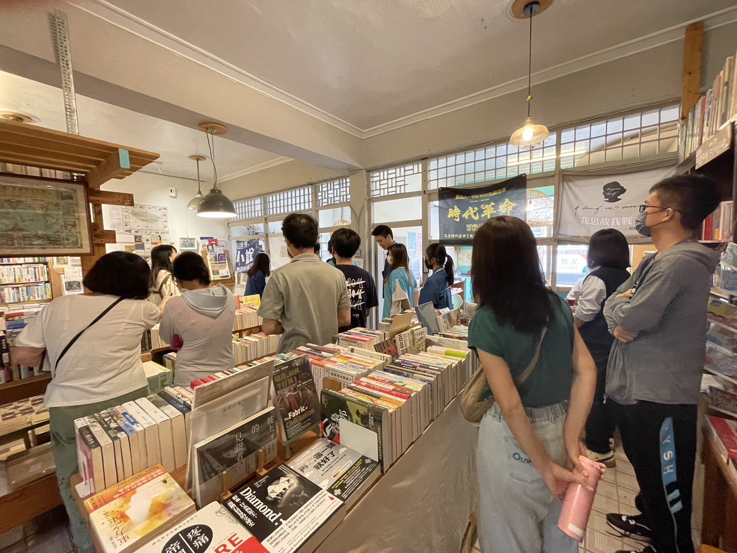 08新營高中參訪-2F-曬書店